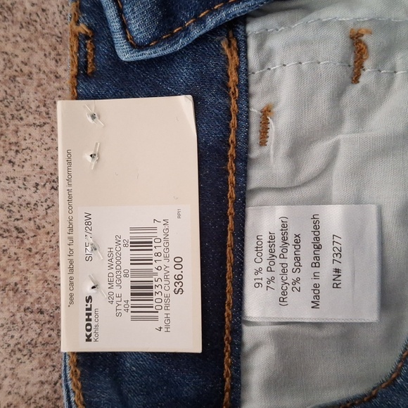 SO Premium High Rise Blue Denim Curvy Jeggin Jeans Size 8/28 NWT - Picture 5 of 5